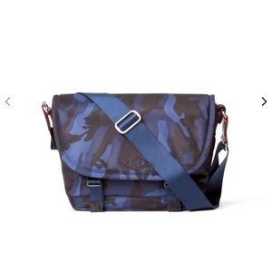 MZ Wallace NWT Bleecker Messenger S (Dark Blue Camo)